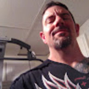 Meet your Posher, Dennis